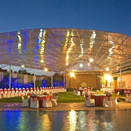 Kr Inn Hotel & Convention Centre Бангалор Екстериор снимка